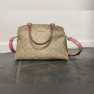 Coach Women's Mini Lillie Caryall